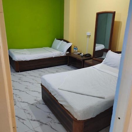 Hotel Samrat Inn Pvt Ltd Lahan 외부 사진